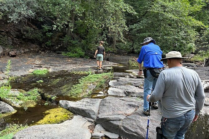moon-canyon-off-road-and-hiking-adventure-from-chrysotile