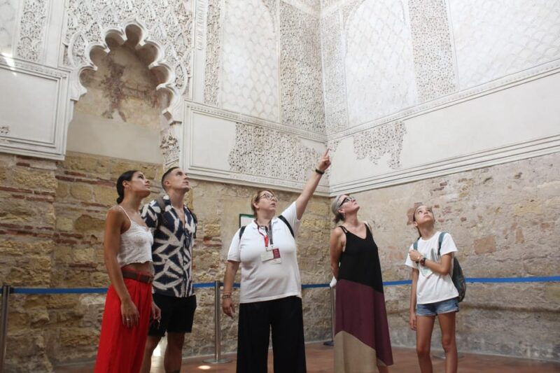 mosque-cathedral-of-cordoba-and-jewish-quarter-tour