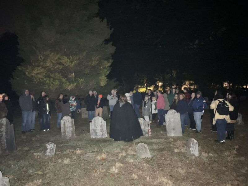 mystic-guided-graveyard-ghost-tour-by-moonlight