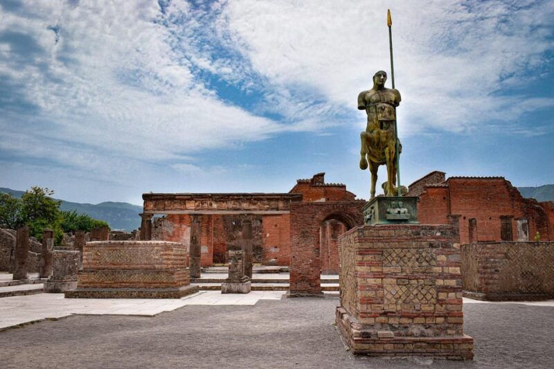 naples-sorrento-and-pompeii-day-trip-with-private-driver