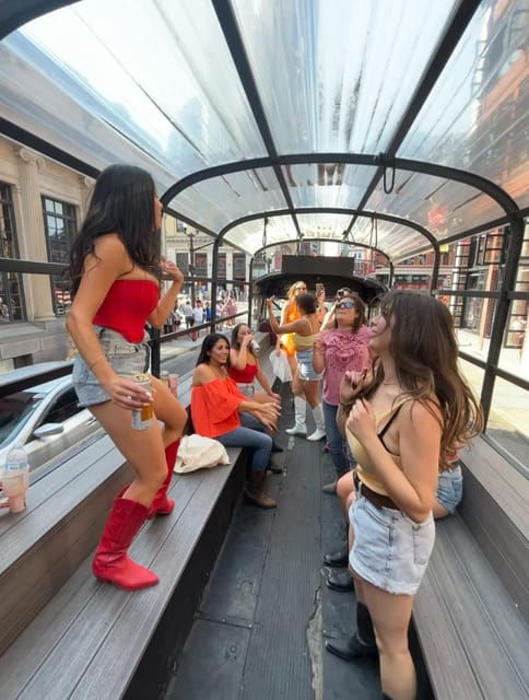 nashvilles-roofless-party-bus-tour-yeehaw-party-bus