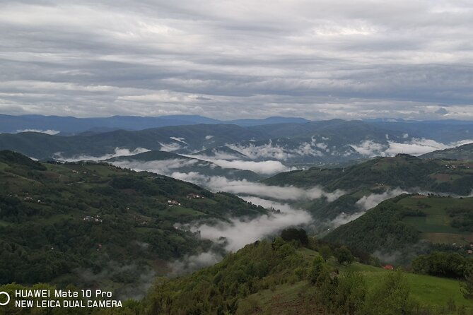 national-park-tara-house-on-drina-river-banjska-stena-view-point-wooden-town