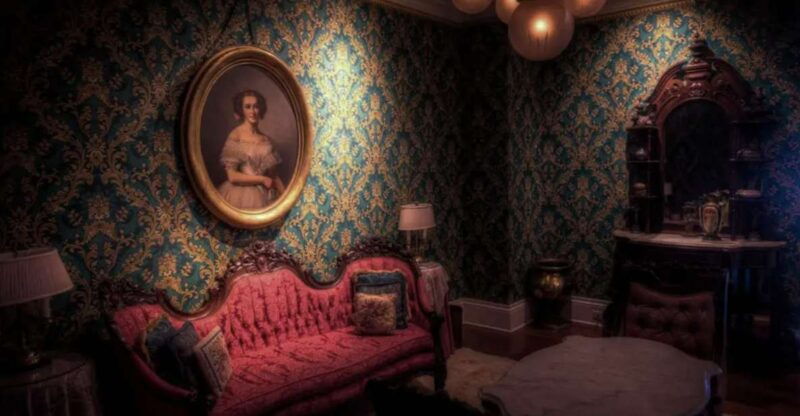 new-orleans-1-5-hour-infamous-women-night-tour