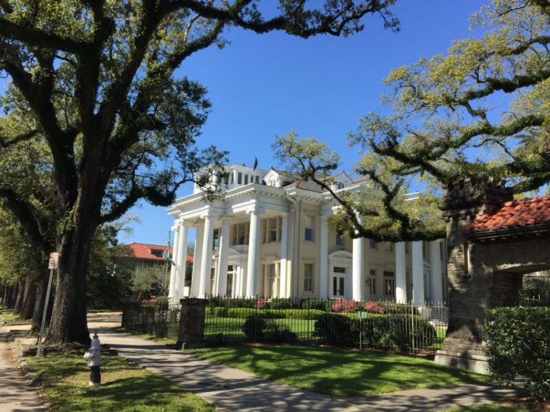 new-orleans-traditional-city-and-estate-tour