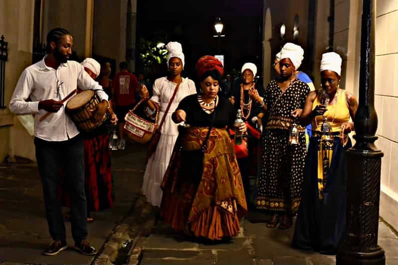 new-orleans-voodoo-blessing-ceremony-with-personal-reading