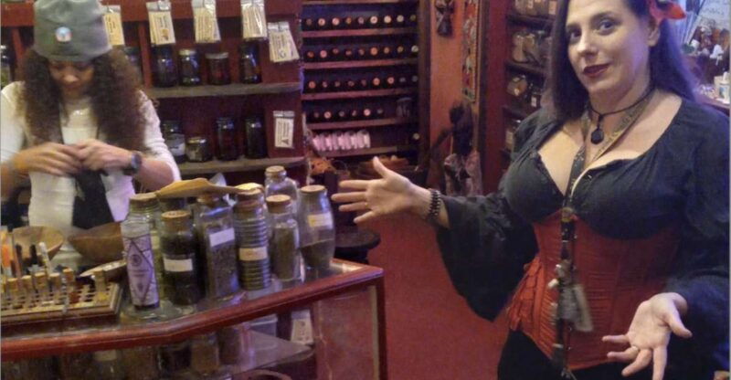 new-orleans-wicked-history-walking-tour-with-a-local-witch