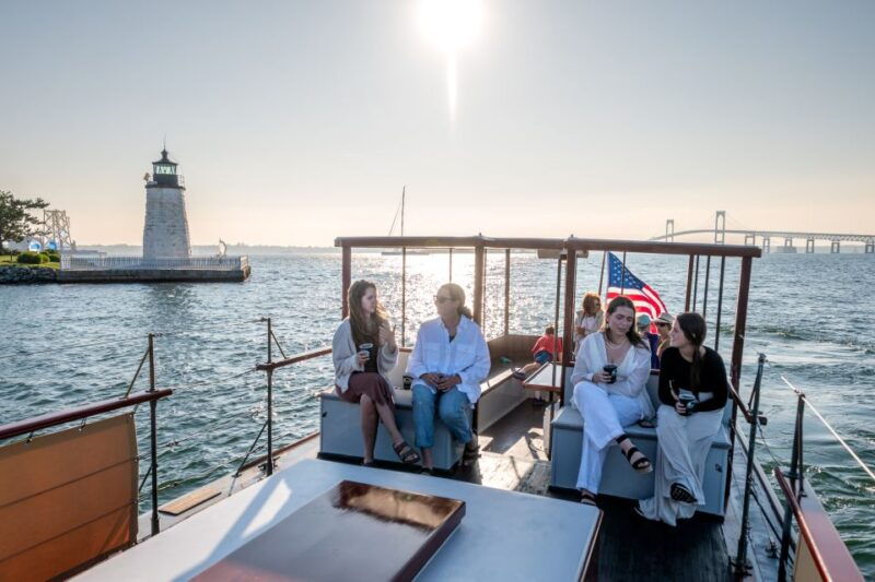 newport-yacht-sightseeing-cruise