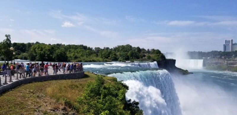 niagara-falls-new-york-state-guided-falls-walking-tour