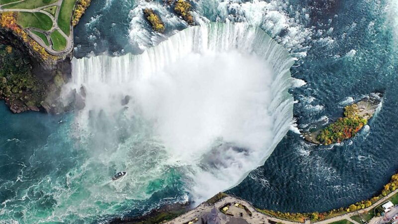 niagara-falls-tour-from-toronto-with-optional-boat-cruise