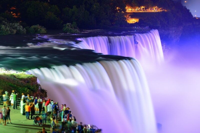 niagara-falls-usa-day-night-small-group-tour-with-dinner