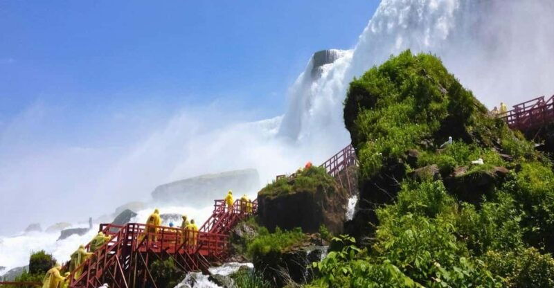 niagara-falls-usa-tour-with-maid-of-the-mist-boat-ride