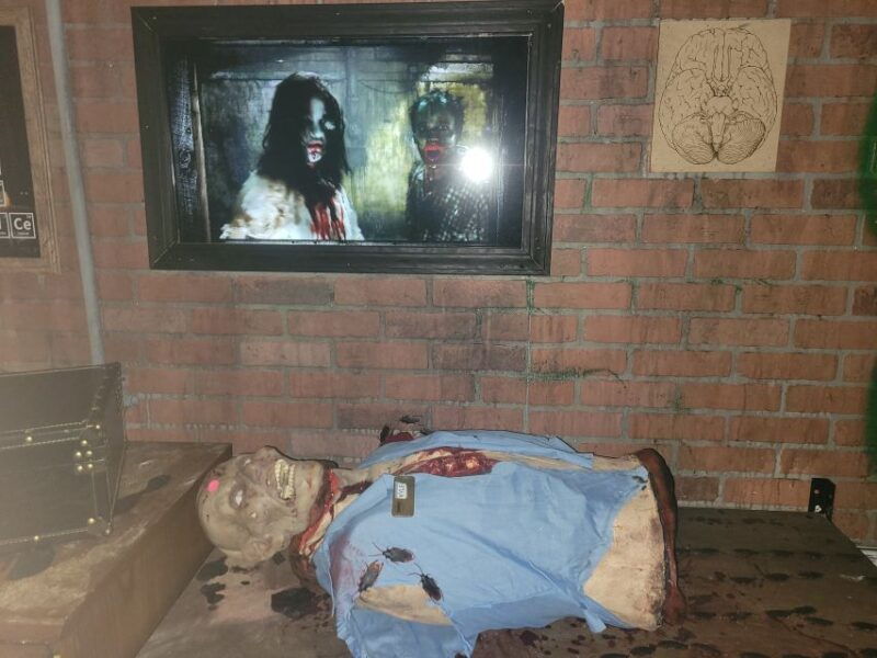 northfield-hellevator-interactive-escape-room-experience