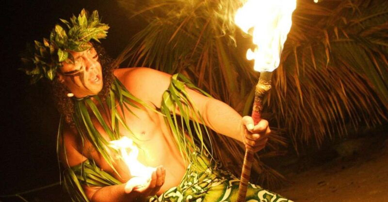 oahu-germaines-traditional-luau-show-buffet-dinner