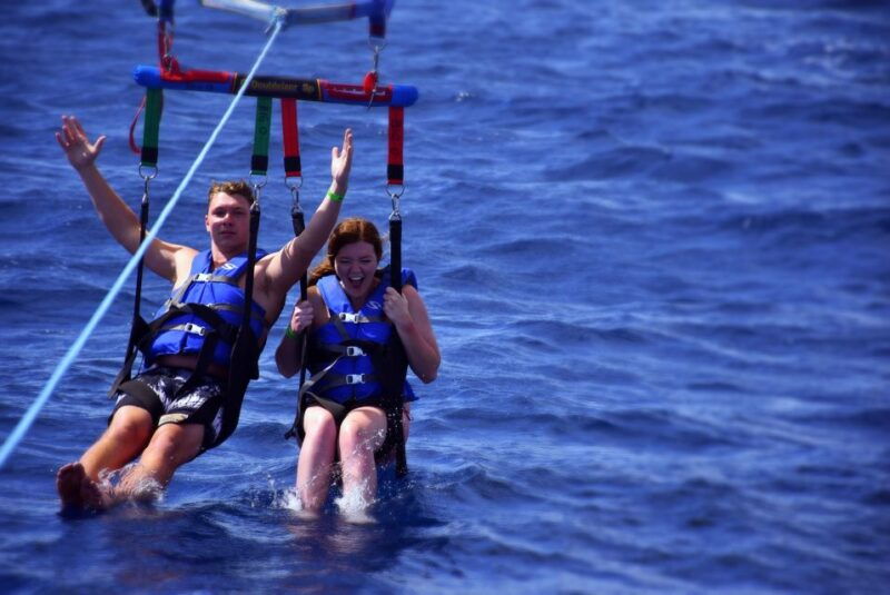 oahu-waikiki-parasailing-2
