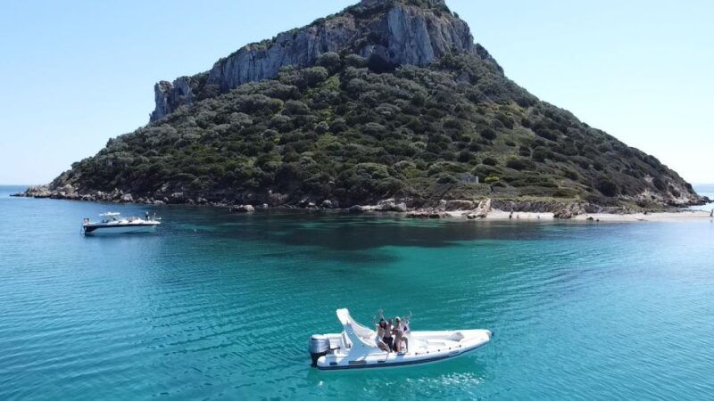olbia-boat-tour-to-watch-dolphins-and-snorkeling