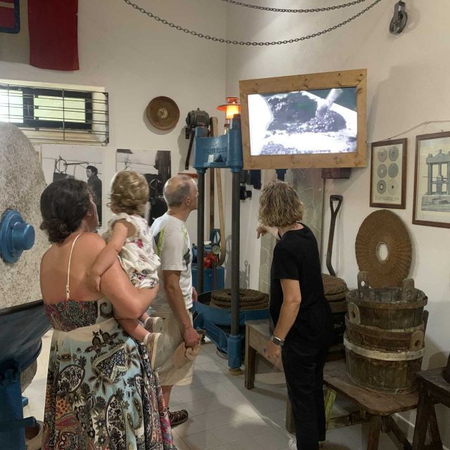 olive-oil-museum-extravirgin-lesson-food-wine-tasting