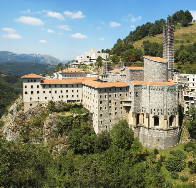 onati-and-aranzazu-sanctuary-tour-from-san-sebastian-2