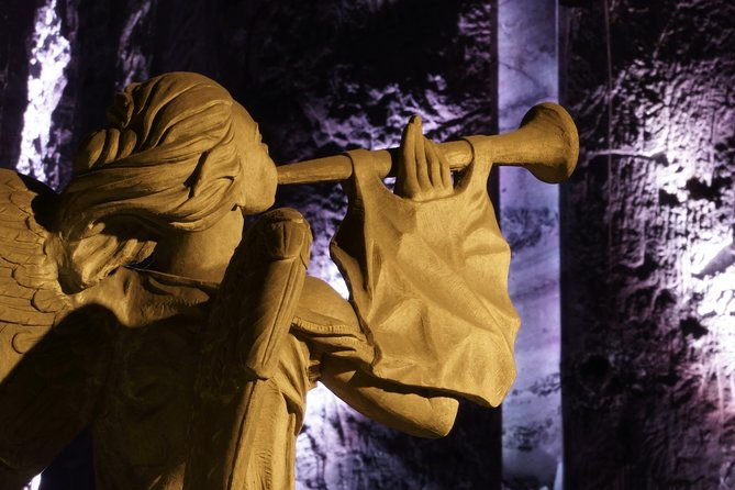 one-day-salt-cathedral-of-zipaquira-you-can-not-miss-this-wonder-of-colombia