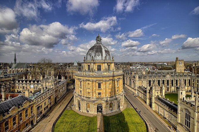 oxford-university-private-walking-tour-with-a-professional-guide