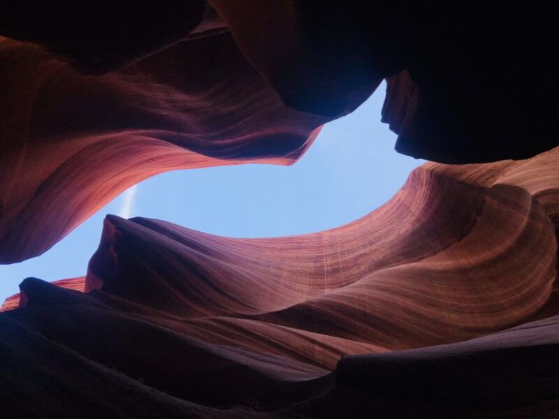 page-lower-antelope-canyon-tour-with-trained-navajo-guide