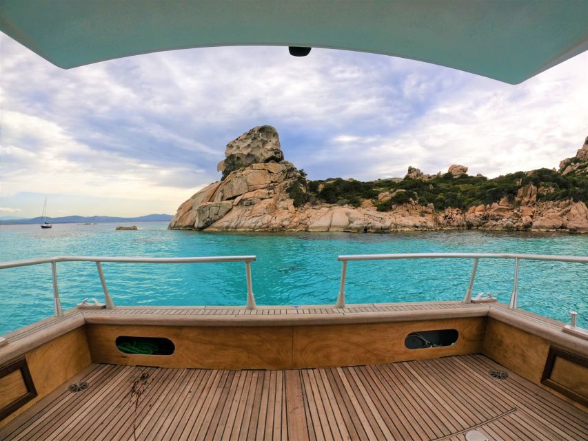 palau-la-maddalena-archipelago-motorboat-tour-with-lunch