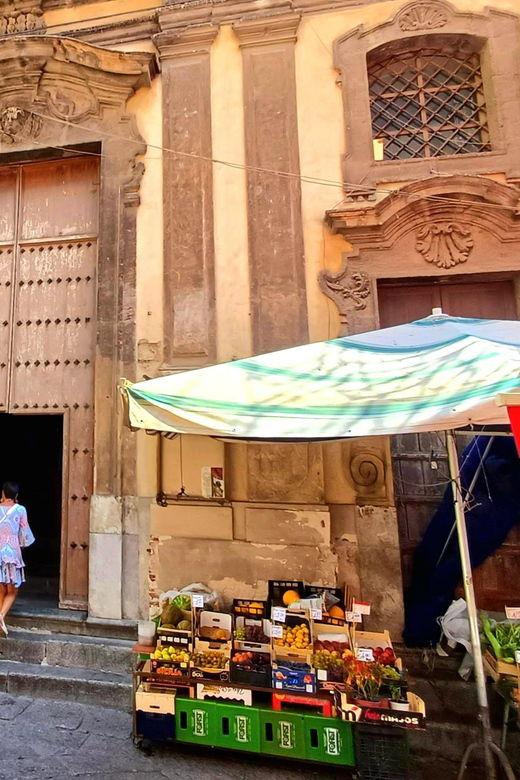 palermo-a-tour-among-unique-monuments-and-colorful-markets