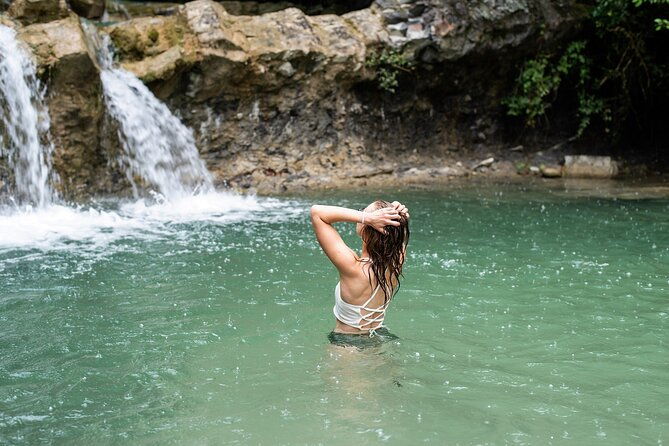 palomino-natural-pool-hiking-activity