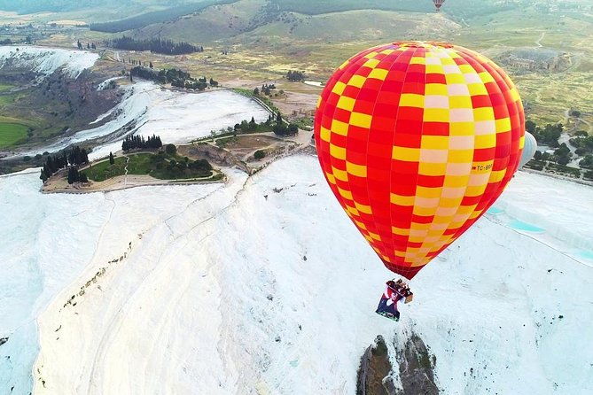 pamukkale-hot-air-balloon-tour