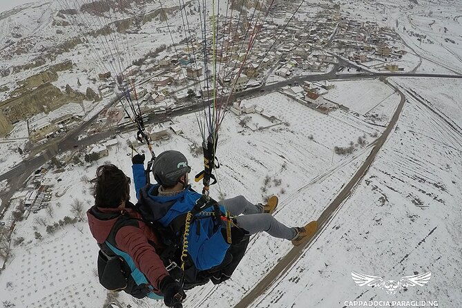 paragliding-adventure-in-cappadocia