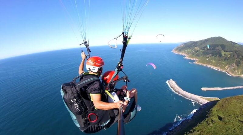 paragliding-in-basque-region