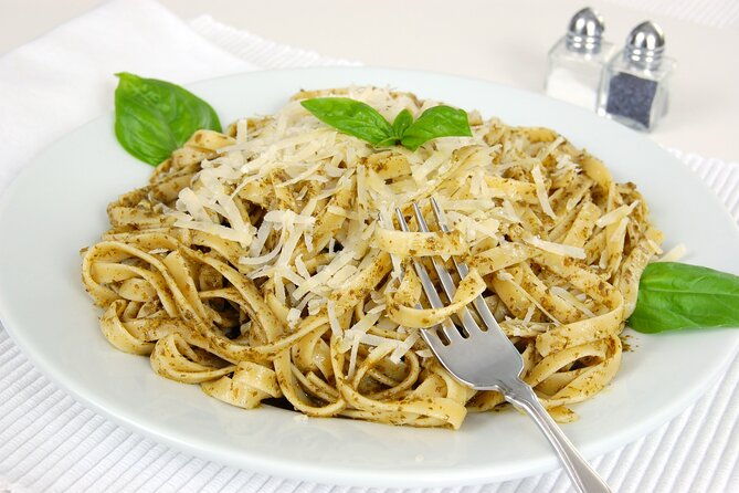 pasta-making-class-at-a-local-wine-bar-in-atlanta