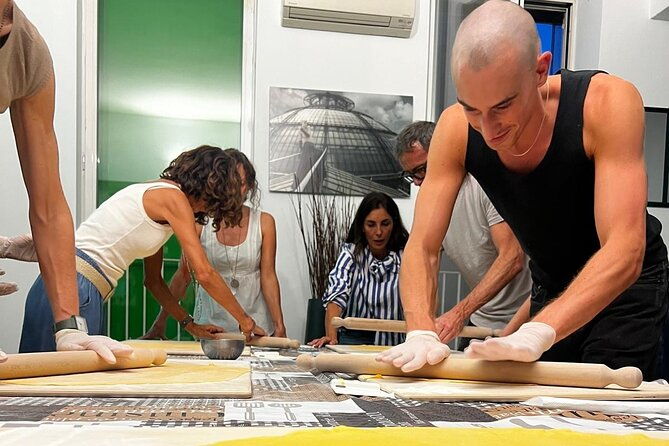 pasta-workshop-in-local-loft