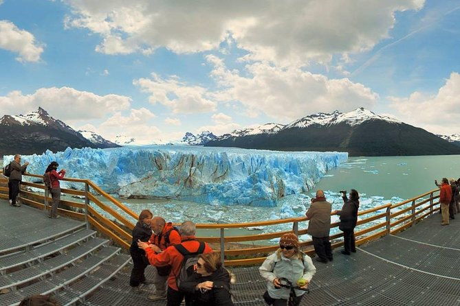 perito-moreno-glacier-experience-on-the-catwalks