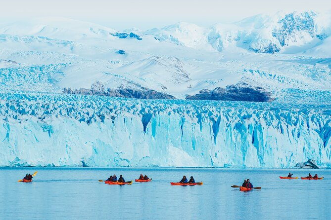 perito-moreno-glacier-kayak-tour-including-transportation