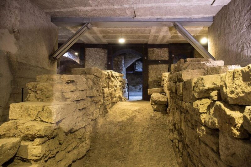 perugia-entry-ticket-and-guided-tour-of-perugia-underground