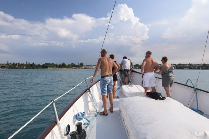 peschiera-afternoon-boat-trip-to-sirmione-with-swim-stop