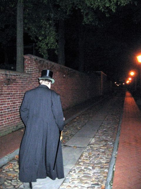 philadelphia-ghost-tour-by-candlelight