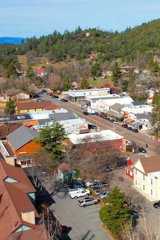 pies-pickaxes-a-historic-walking-tour-of-julian-ca-2