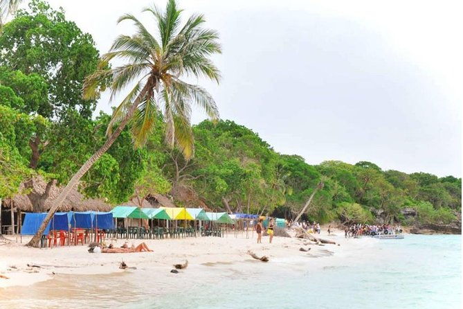 playa-blanca-baru-tour-with-lunch-and-hotel-pick-up