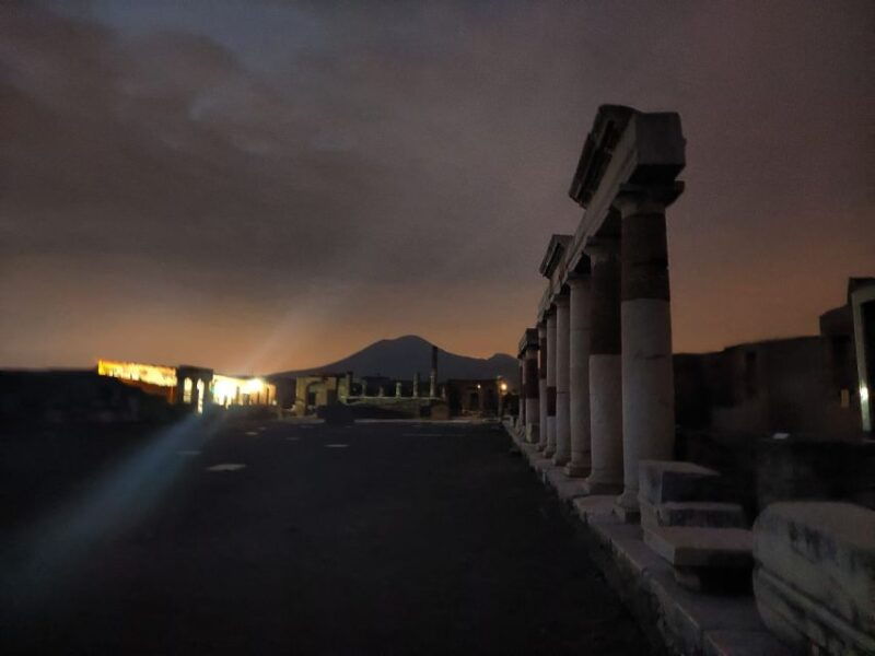 pompeii-sunset-tour-for-small-group