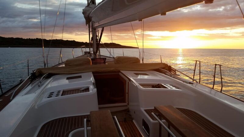 port-dalcudia-mallorca-shared-half-day-sailing-trip