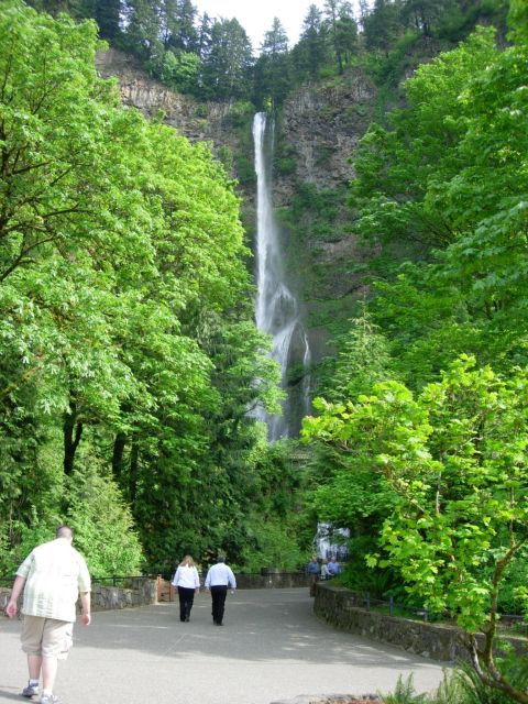 portland-columbia-river-gorge-waterfalls-morning-tour