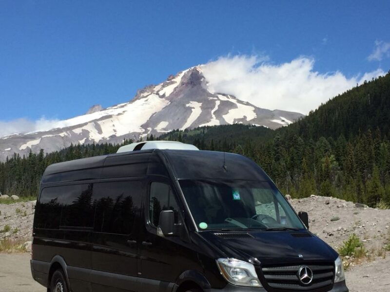 portland-mount-hood-wine-and-waterfalls-full-day-tour