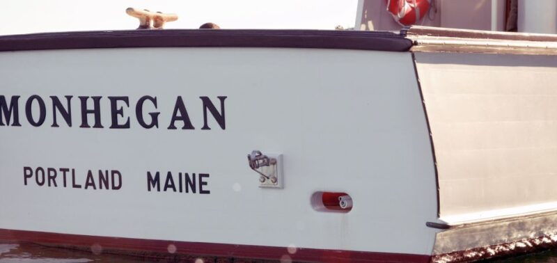 portland-private-charter-on-a-vintage-lobster-boat