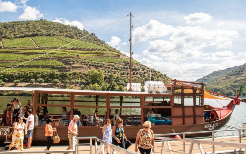 porto-douro-valley-history-wine-tour-with-cruise-lunch