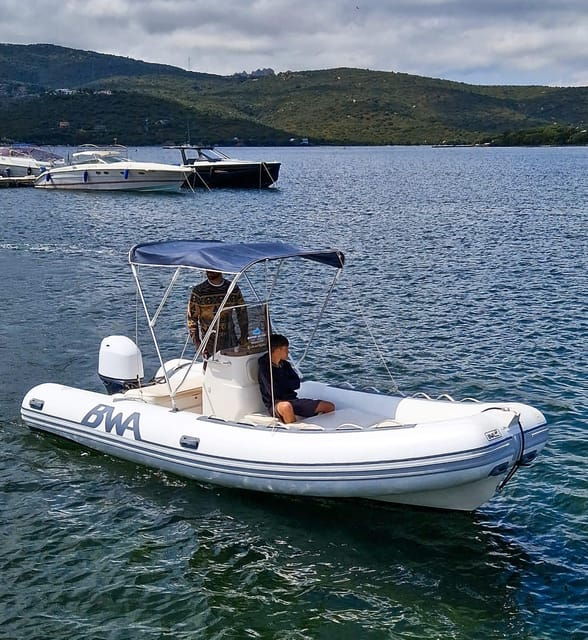 porto-rotondo-drive-your-boat-no-licence-needed-2