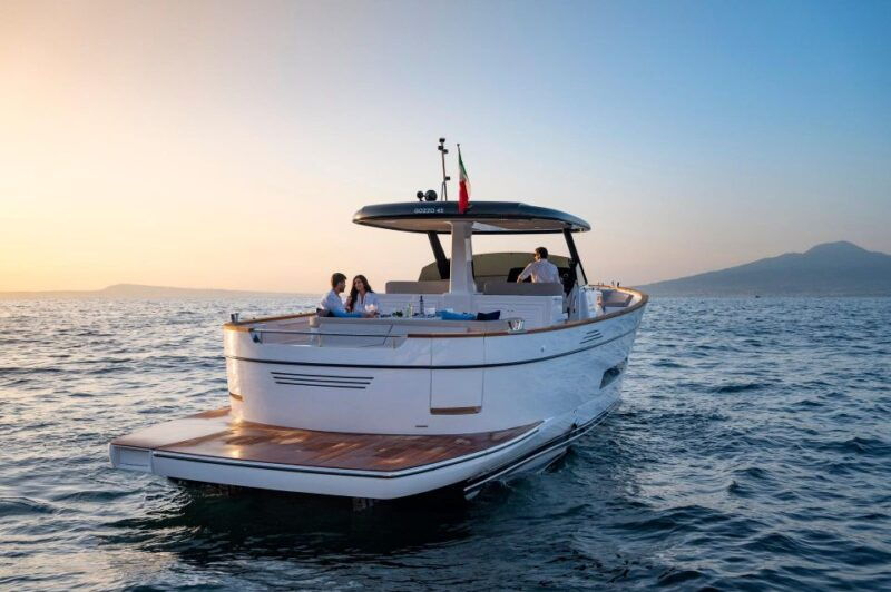 positano-amalfi-coast-emerald-grotto-private-boat-tour