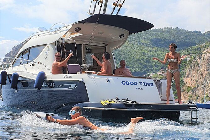 premium-cruise-along-the-coast-swimming-villefranche-cap-ferrat