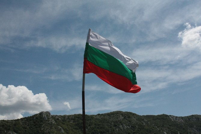 private-1-day-trip-to-wonderful-bridges-bachkovo-asens-fortress-from-plovdiv