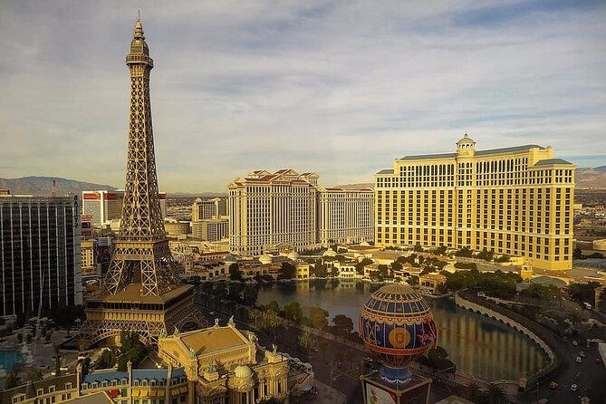 private-3-hour-walking-tour-of-the-las-vegas-strip-with-licensed-tour-guide